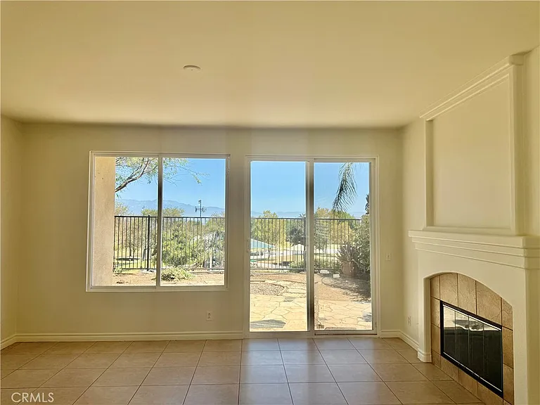 309 Lydia Ln — Photo 9