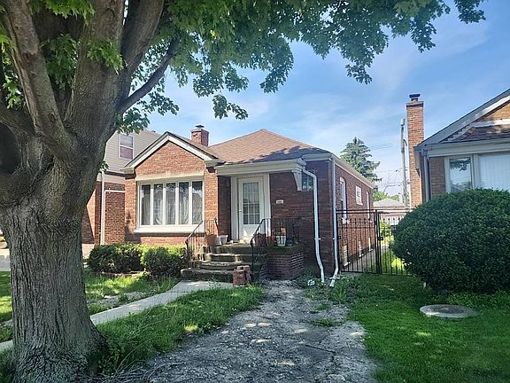 2nd image of 5304 S Springfield Ave
