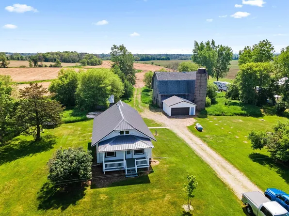 3674 County Road K, Omro, WI 54963