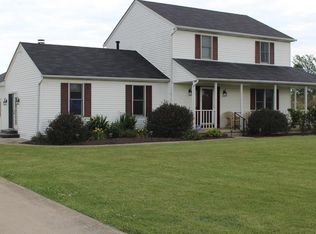 17017 Chamberlain Rd, Grafton, OH 44044