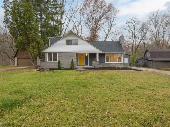 6400 Case Rd, North Ridgeville, OH 44039