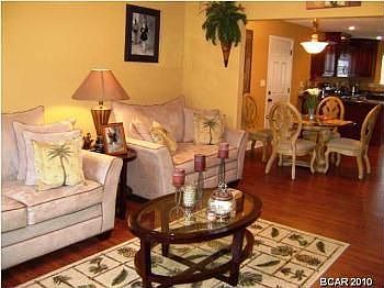 3rd image of 4028 Zinnia Dr