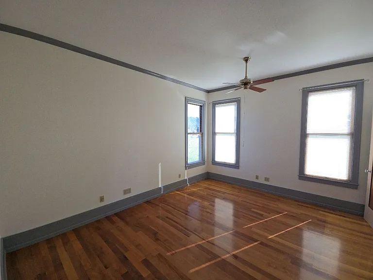 2754 Van Duzen St — Photo 22