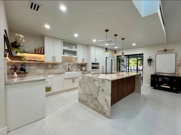 172 Wild Pine Rd, Wellington, FL 33414
