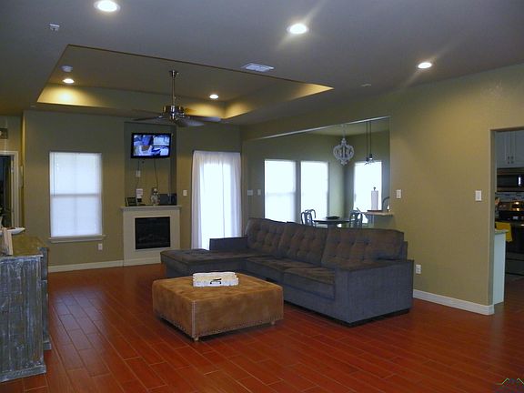 4th image of 310 Don Koble Ln