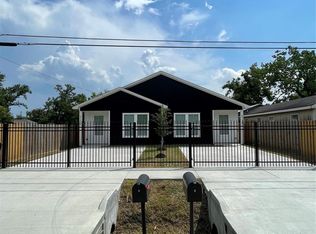 4124 Vaughn St #A, Houston, TX 77016