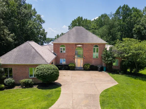 133 Windward Ln, Murray, KY 42071