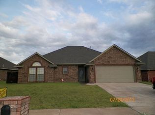 2209 SW 54th St, Lawton, OK 73505