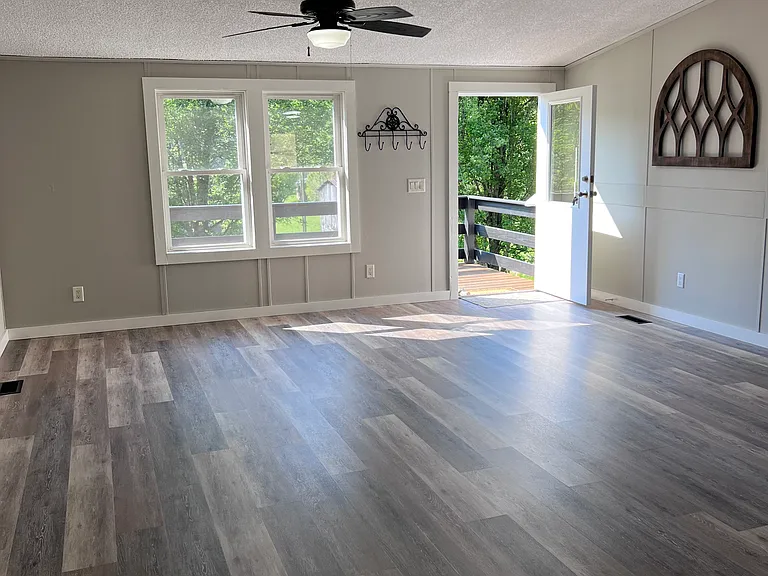 Crosswind Dr — Photo 4