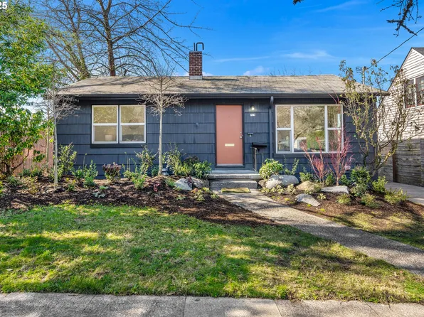 715 SE 62nd Ave, Portland, OR 97215