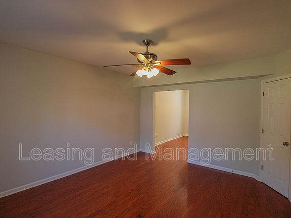 2nd image of 21 Hester St APT 3