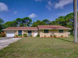 676 Michigan Ave, Englewood, FL 34223