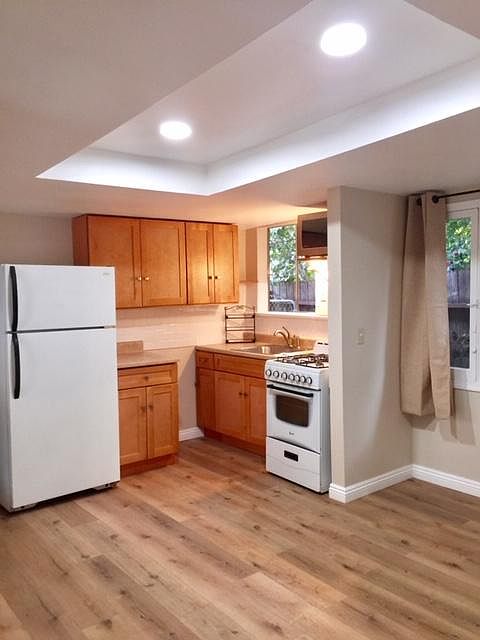 kitchen with fridge & stove
