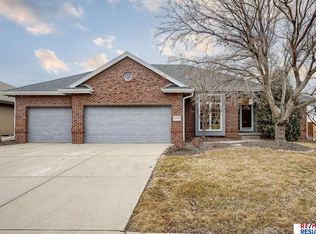 13954 Camden Ave, Omaha, NE 68164