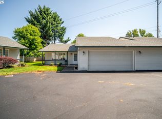 8327 NE 54th St, Vancouver, WA 98662