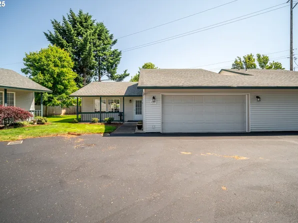 8327 NE 54th St, Vancouver, WA 98662