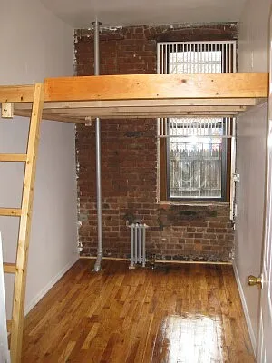 Rented by Tower Brokerage | media 50