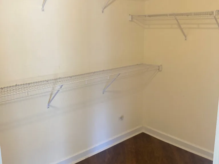 1044 Southwest Dr — Photo 11