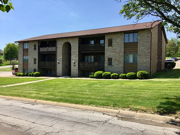 2nd image of 4401 Country Club Dr APT 35