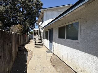 527 S Garden St APT 2, Visalia, CA 93277