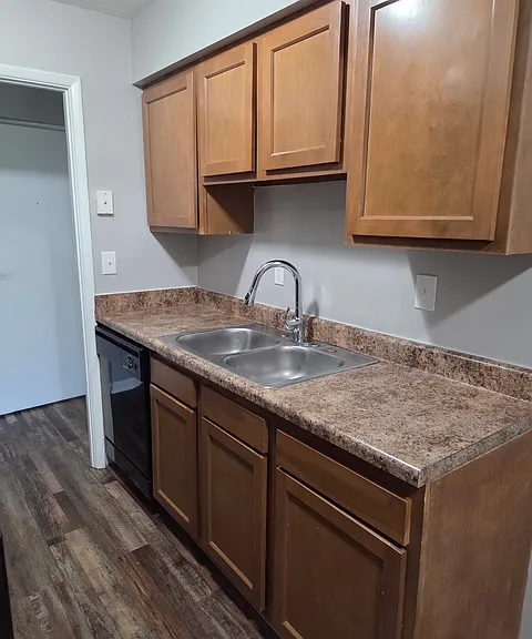 104 Rebel Dr — Photo 7