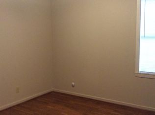 404 W Sale Rd, Lake Charles, LA 70605