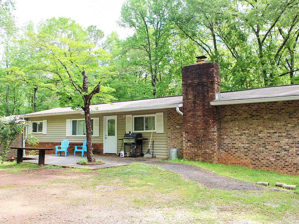 1st image of 613 Pyne Rd