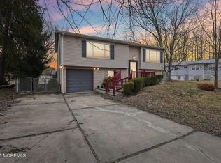 117 Susan Dr, Jackson, NJ 08527