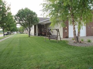 1400 S Ebenezer Ave #3B, Sioux Falls, SD 57106