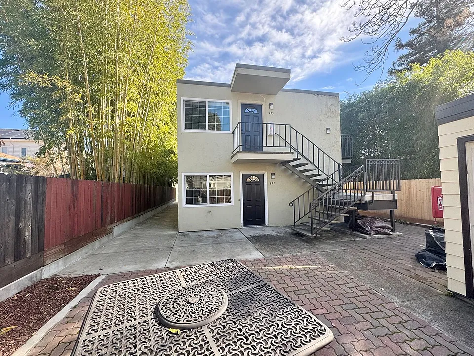 471 Cross St #473