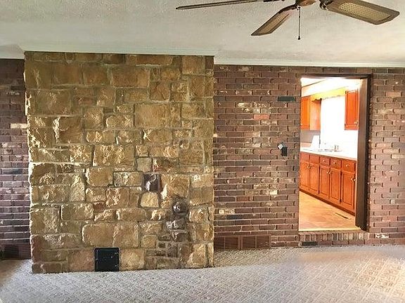 5th image of 44 McKenzie Ln