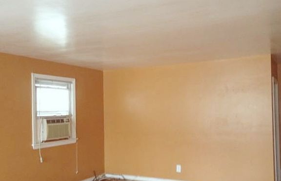 living/dining area