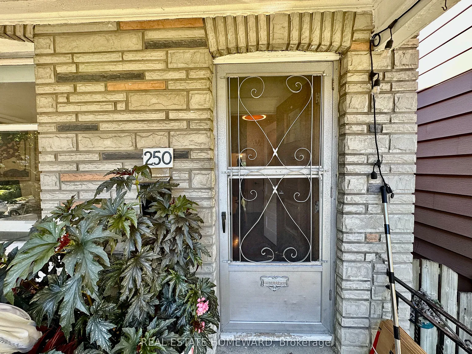 2 bed, $3,300 — Photo 2