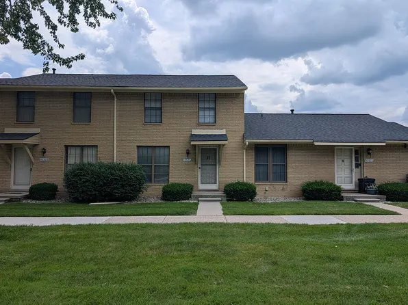48624 Sugarbush Rd, Chesterfield, MI 48047
