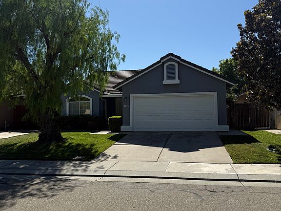 2nd image of 995 Pearwood Cir