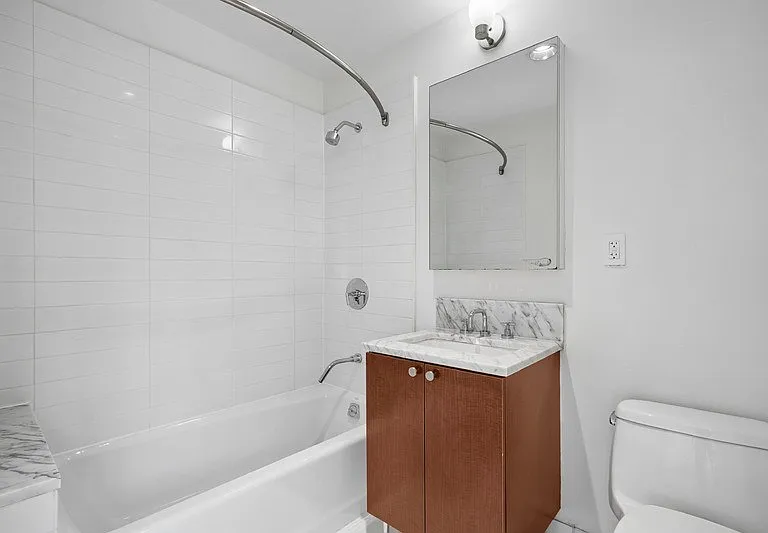 3260 Henry Hudson Pkwy E #3M — Photo 4