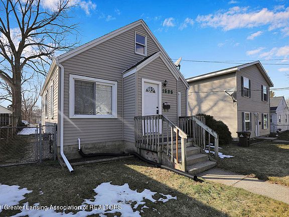 2nd image of 1535 Illinois Ave