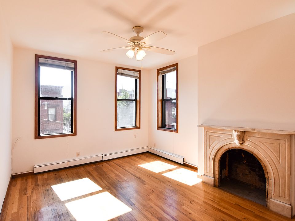 1st image of 162 Bedford Ave #3L