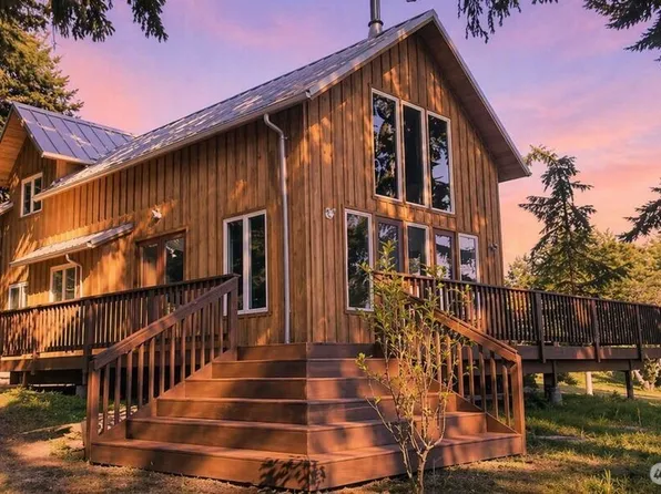 996 Orchid Road, Camano Island, WA 98282