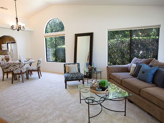 2nd image of 24015 Del Amo Pl