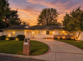 23153 Gonzales Dr, Woodland Hills, CA 91367