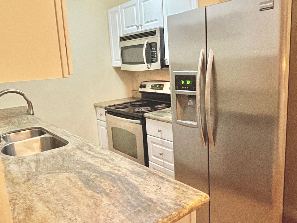 1st image of 1263 Park Ave #3
