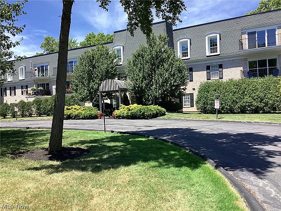 3rd image of 1851 King James Pkwy APT 208