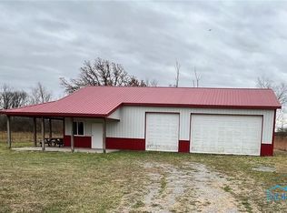 412 N Harrison St, Sherwood, OH 43556