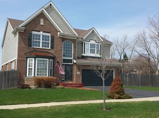 794 Meadow Dr, Des Plaines, IL 60016