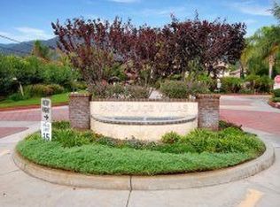 936 Swiss Trl, Duarte, CA 91010