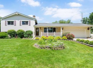 22W370 Teakwood Dr, Glen Ellyn, IL