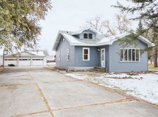 109 3rd St, Shelly, MN 56581