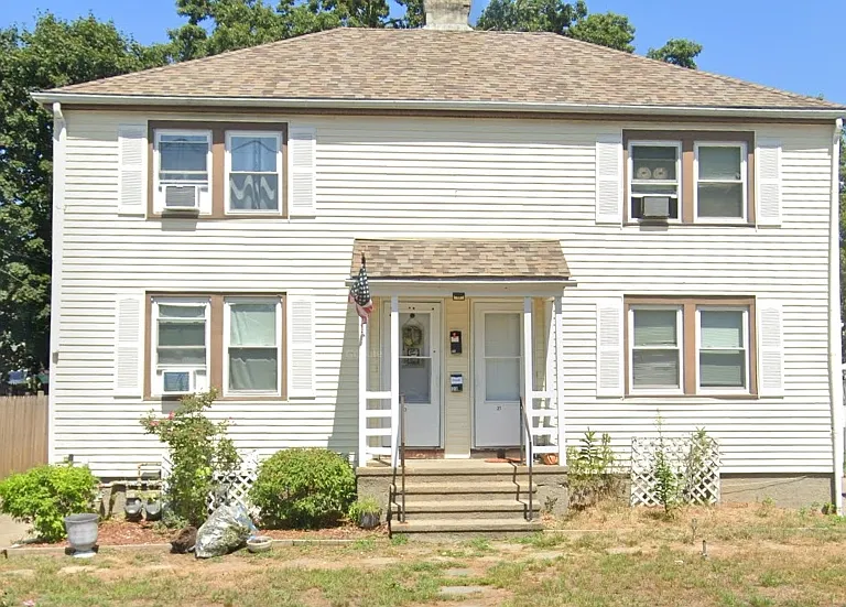 21 Saratoga Rd #21 — Photo 11