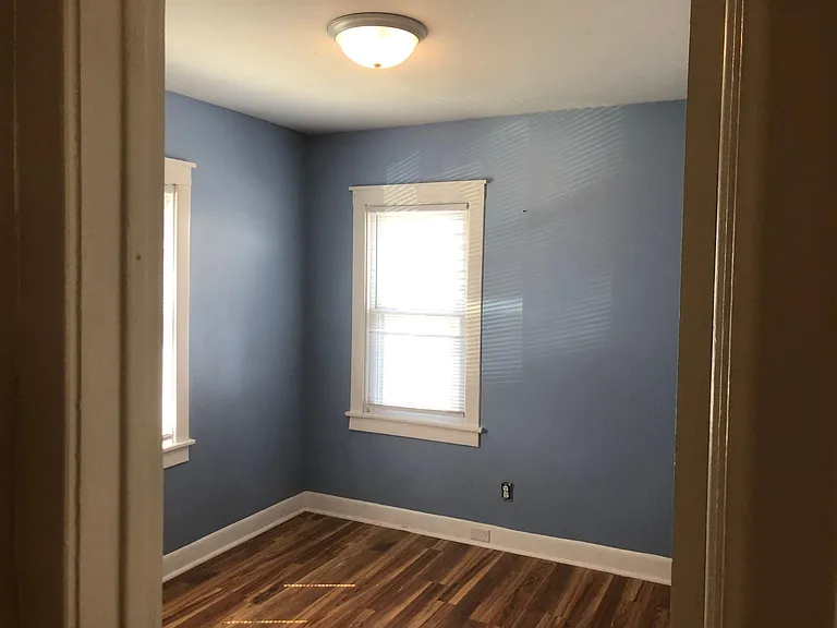 711 Prospect St — Photo 8